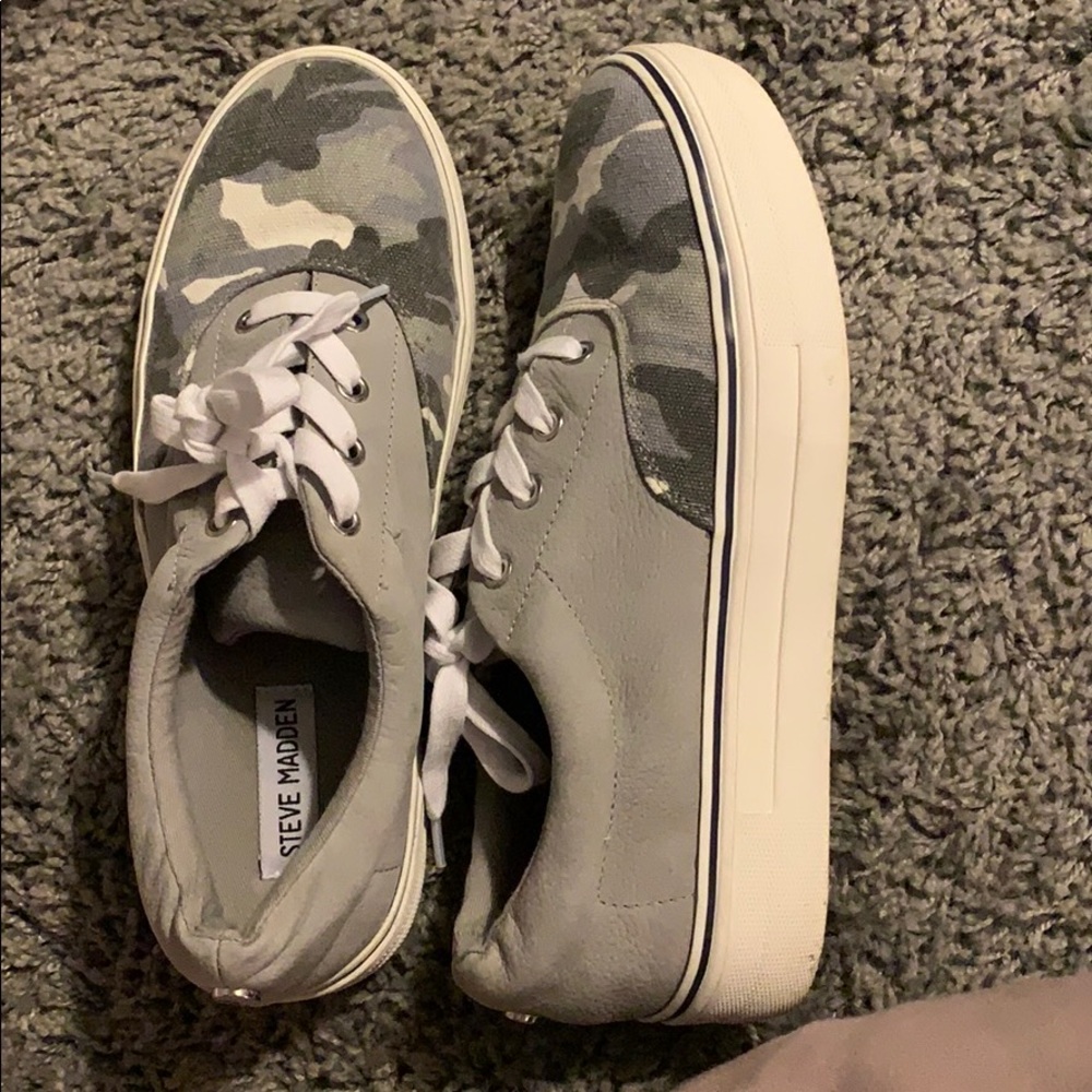 steve madden platform sneakers camo